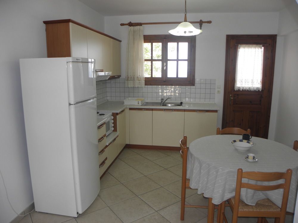 Lakonia Bay Apartments Archangelos  Exterior foto